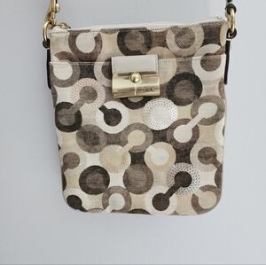 Rare Vintage Coach Kristin Swing crossbody 43725 Beige Brown Sequin Signature